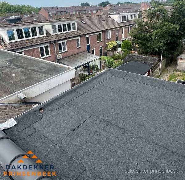 Dakinspectie plat dak aanbouw in Prinsenbeek
